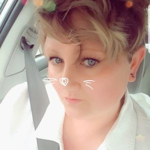 Meet your Posher, Lacey